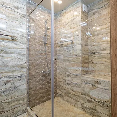 Apartment Daya 2br Luxury *