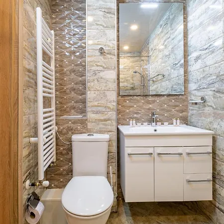 Apartment Daya 2br Luxury